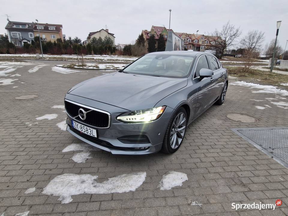 Volvo s90 20Benzyna 151 przebiegu 2018r sprzedam