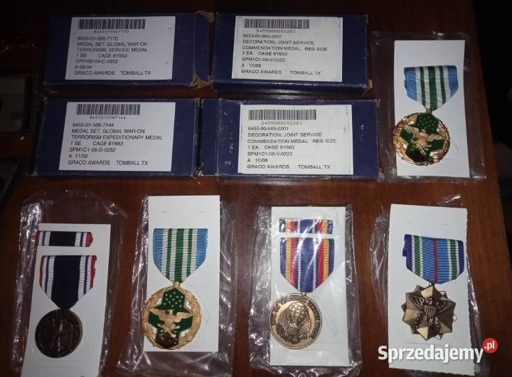 Odznaczenia odznaki naszywki Afganistan Polska i Militaria mazowieckie Grójec