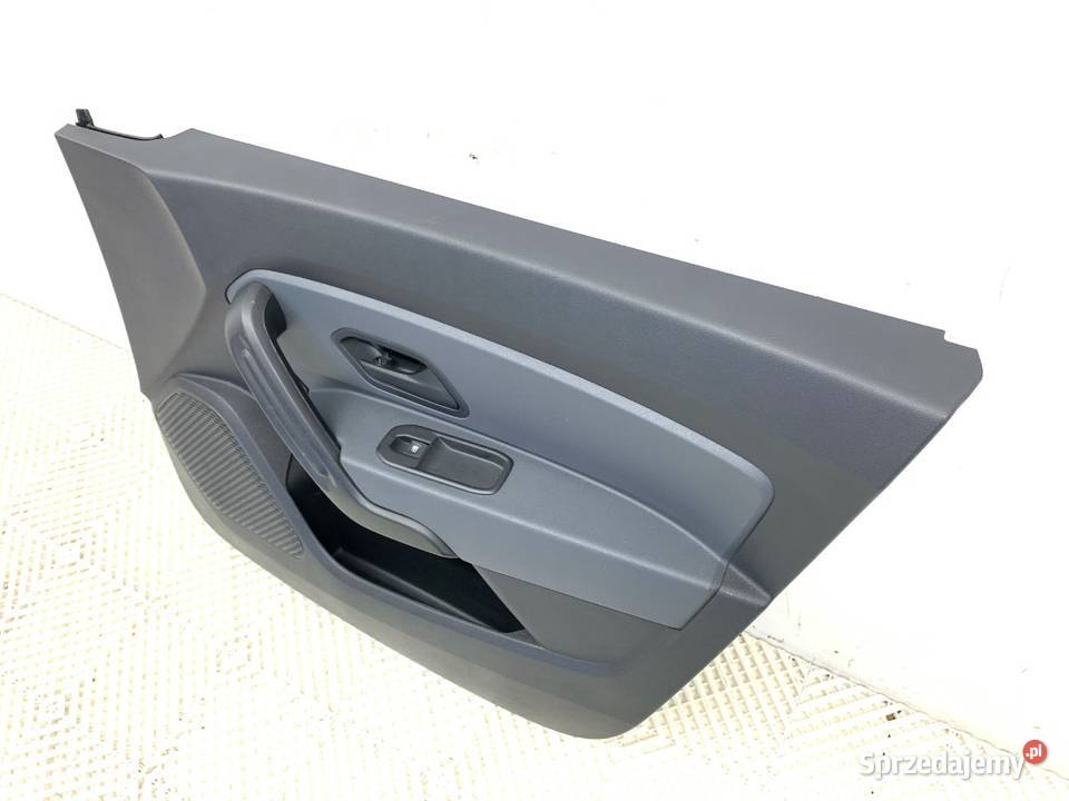 BOCZEK DRZWI PRAWY PRZÓD DACIA DUSTER 809004226R osobowe sprzedam