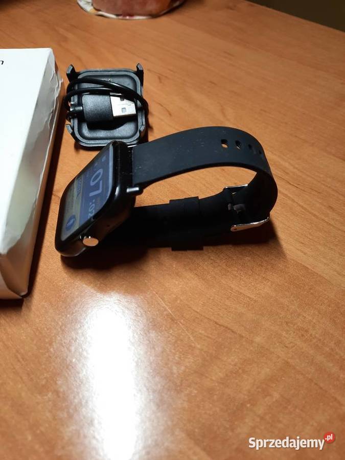 Elegancki Smartwatch Hot Y13 z 2025r Polskie Nowa Ruda