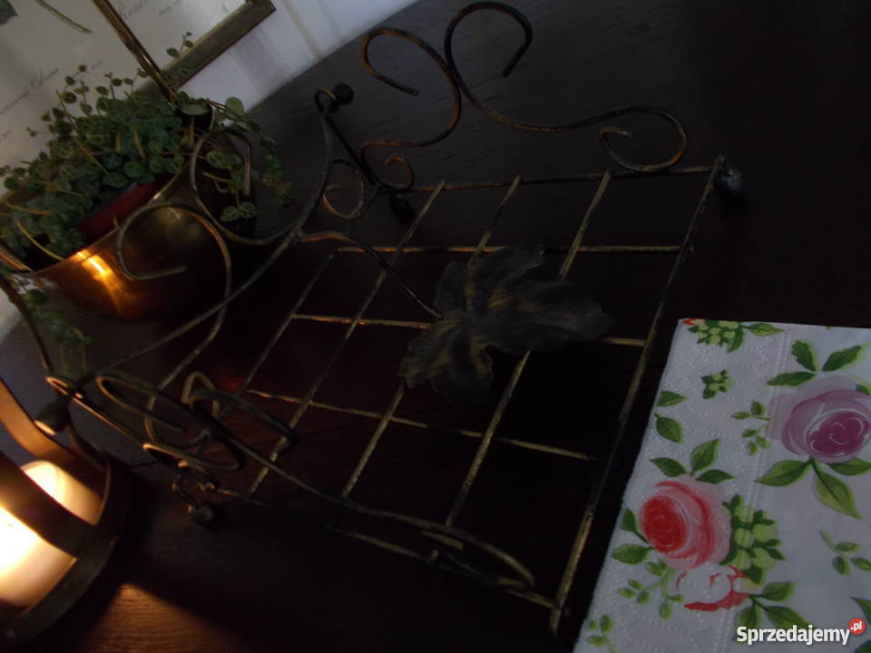 Serwetnik z Przyciskiem Metalowy Serwetnik Szczecin