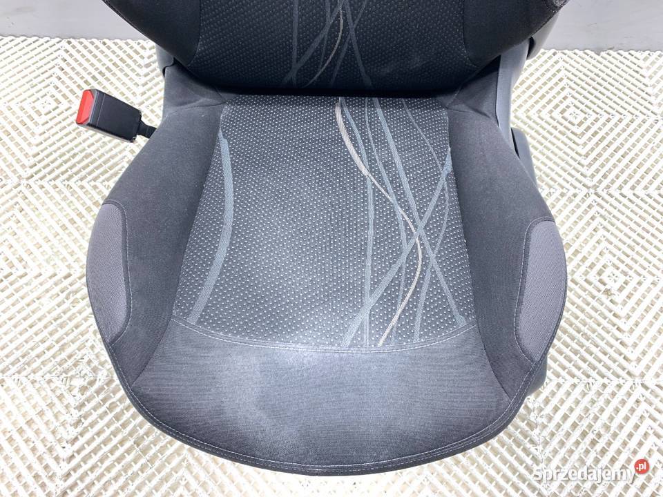 FOTEL LEWY PRZÓD PEUGEOT 208 I Hatchback osobowe Części samochodowe