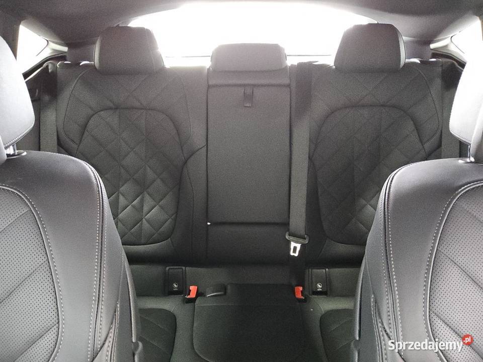 2025 BMW X6 XDRIVE40I Samochody osobowe