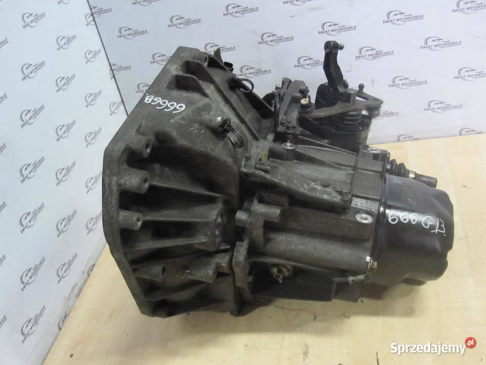 RENAULT CLIO 09 B TCE H4B400 90 14r 117