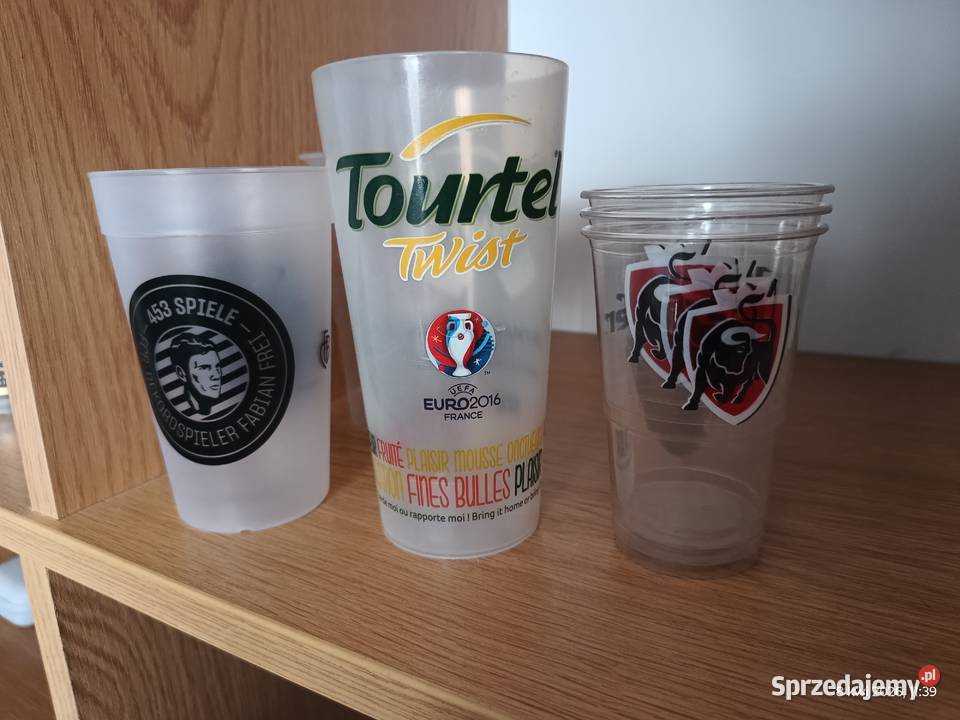 Pamiątkowe stadionowe kubki do piwa wielkopolskie Wronki