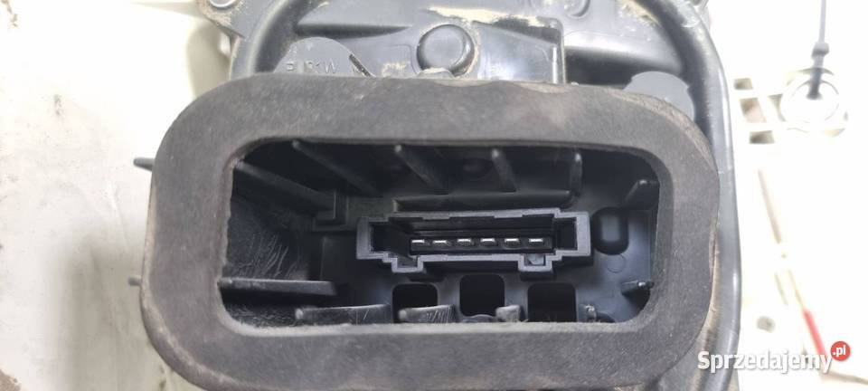 LAMPA PRAWA TYŁ SKODA OCTAVIA III