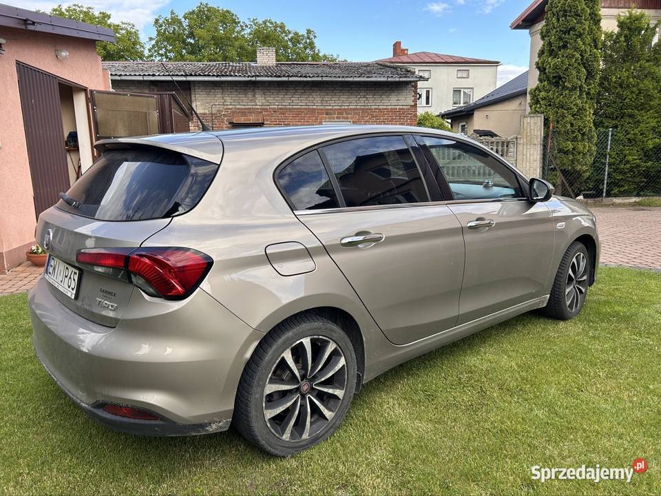 Fiat Tipo 14 149 przebiegu 2017r sprzedam