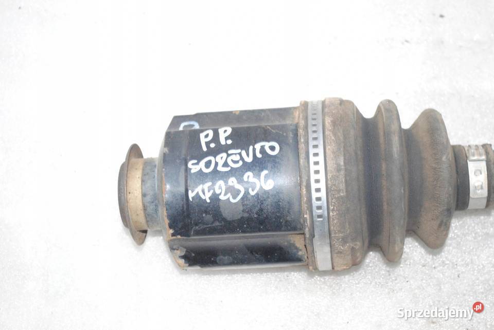 PÓŁOŚ PRAWY PRZÓD KIA SORENTO II 22 CRDI osobowe sprzedam