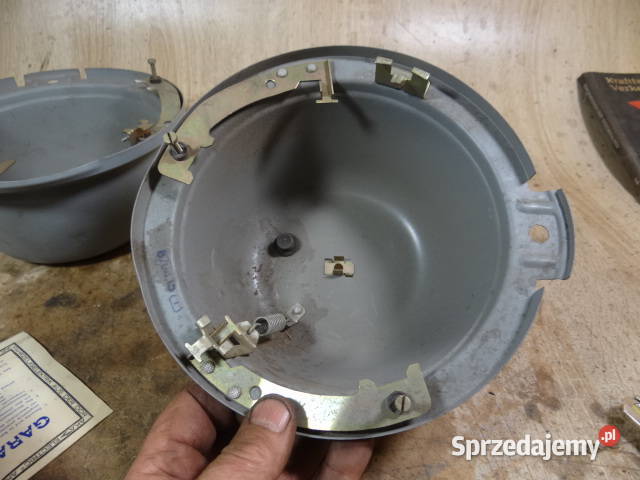 obudowy lamp Trabant 2 NOWE org DDR lubuskie Żary