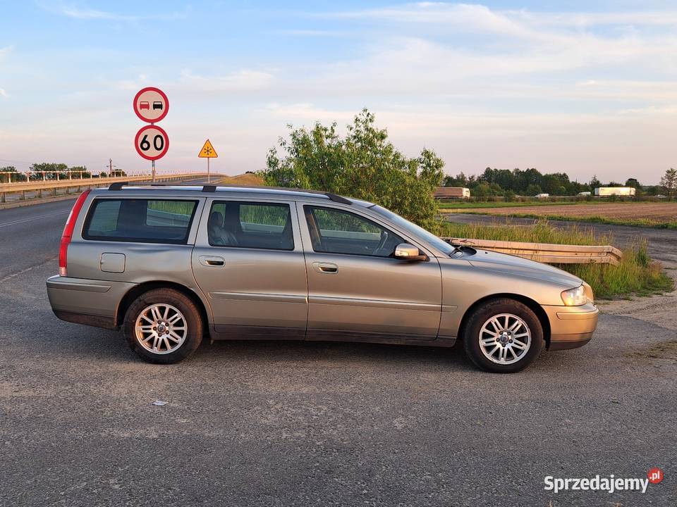 Volvo v70 1 właściciel 24 Benzyna 170 Manual komputer pokładowy V70 Oleśnica