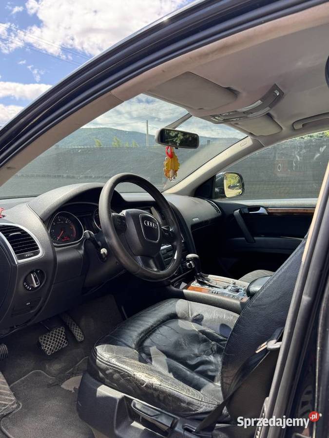 Audi Q7 Podłopień