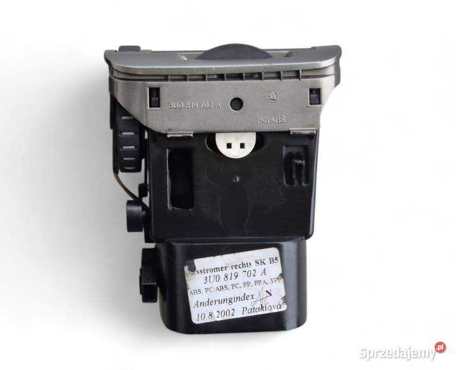 KRATKA NAWIEWU PRZÓD PRAWA PASAŻERA SKODA SUPERB Części samochodowe Działoszyce