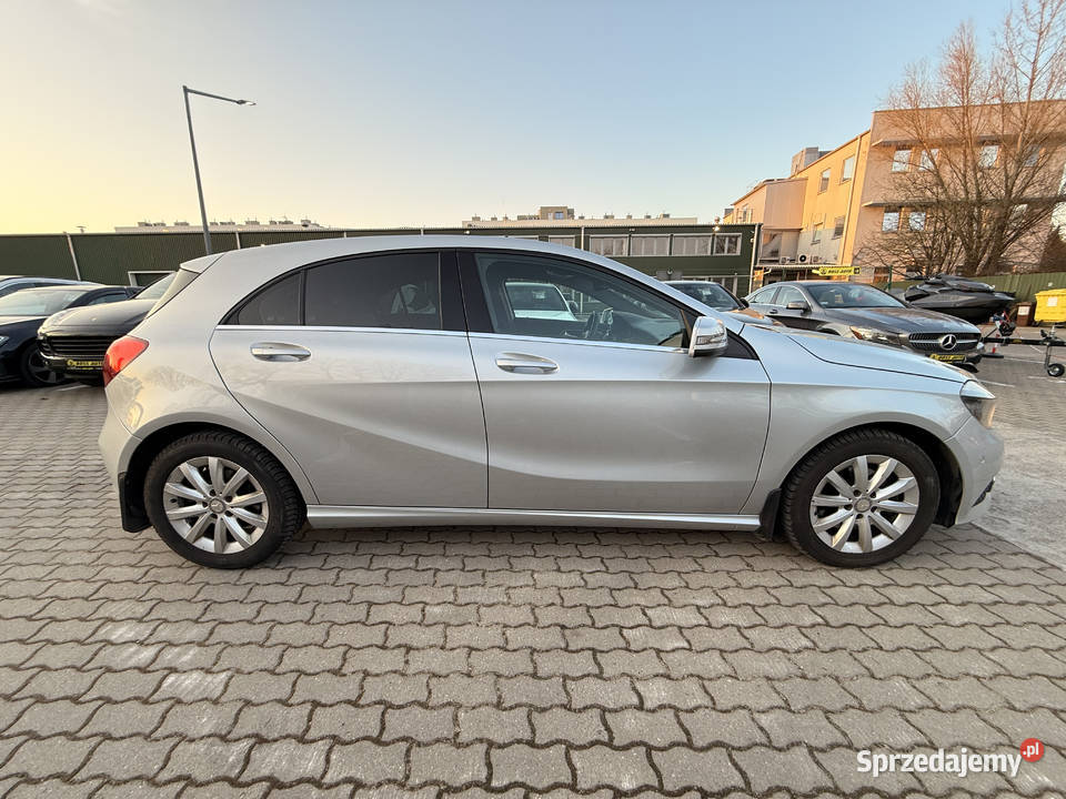 MercedesBenz A 180 2012 klimatyzacja Warszawa