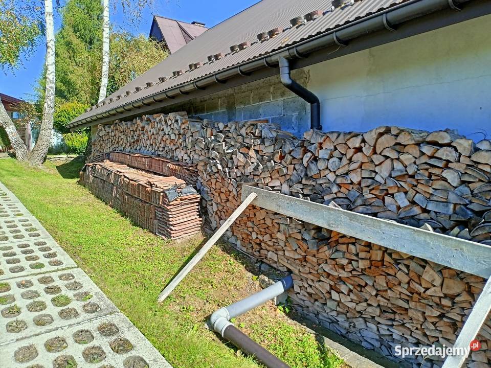 Suche drzewo opałowe Lubień