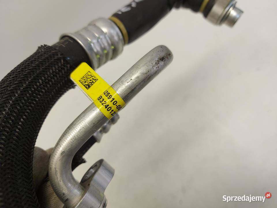 TESLA MODEL Y 2024r RURA WĄŻ PRZEWÓD sprzedam