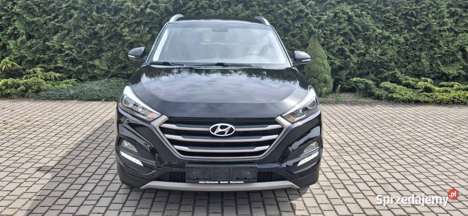Hyundai tucson niski przebieg bogate wyposażenie Złotów sprzedam