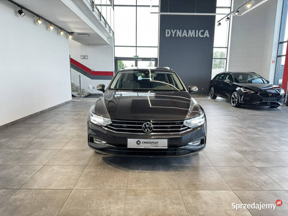 Volkswagen Passat Variant Essence 15TSI 150 M6 nawigacja Myślenice