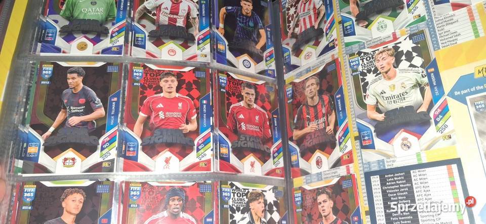 Album piłkarski panini Fifa 365 2025 Górowo Iławeckie