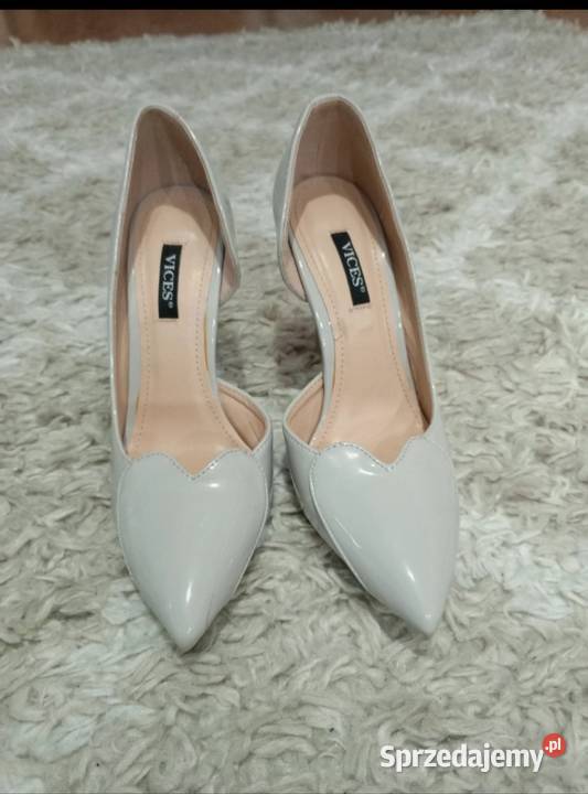 Buty damskie na obcasie inna Poraż sprzedam