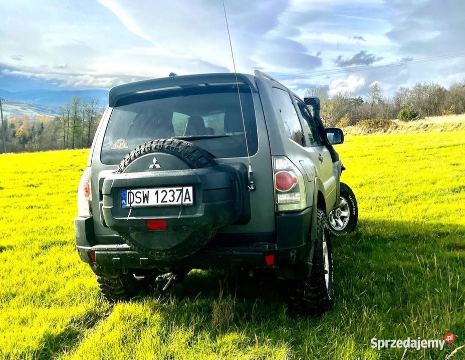Mitsubishi Pajero 4 full Pajero