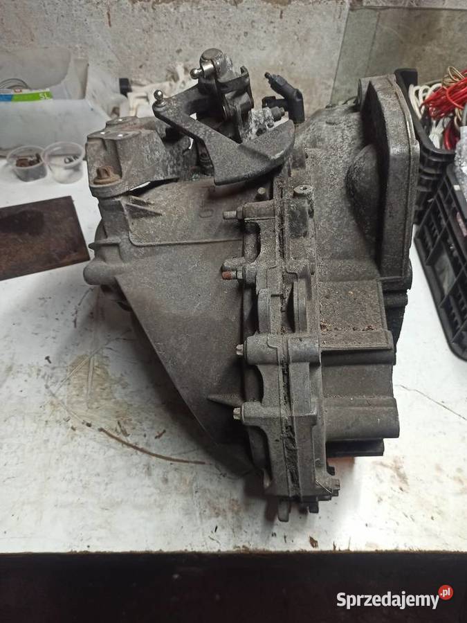 Skrzynia biegów Saab 93 F40 TTiD 6 bieg małopolskie Nowy Sącz