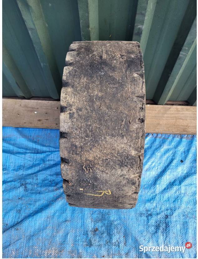 OPONA SOLID STAR 27 X 10 R 12 PEŁNA 27x1012 nieuszkodzony Szprotawa