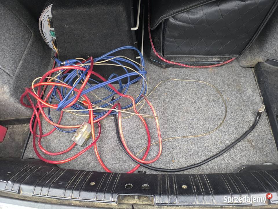 Skrzynia basowa z wzmacniaczem Lublin sprzedam