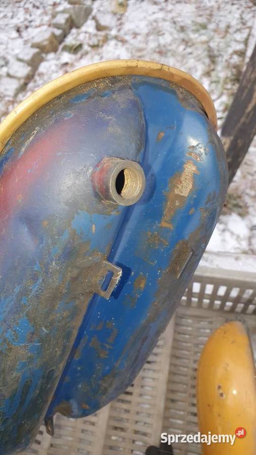 Komar 2320 zbiornik paliwa z zakręcanym korkiem Dobrzejów