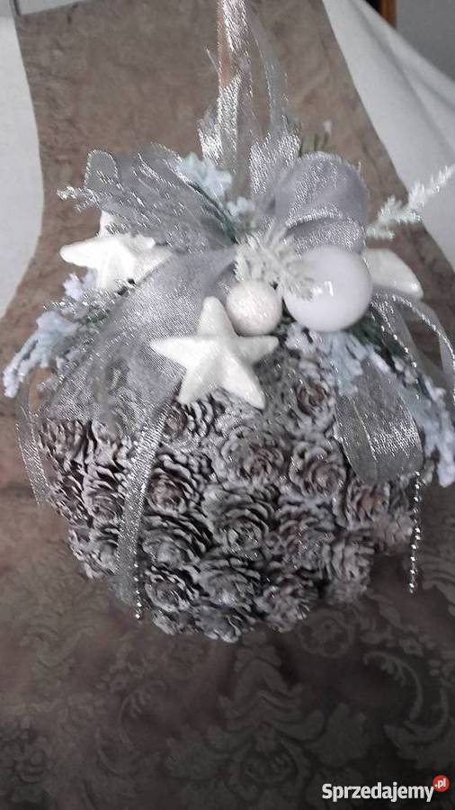 kula świąteczna bożonarodzeniowa z szyszek Bielsko-Biała
