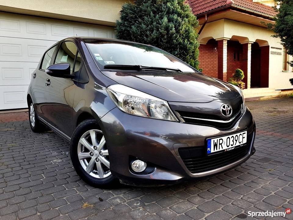Toyota Yaris III 2014 Bezywpadkowa Nawigacja ASR (kontrola trakcji) Radom