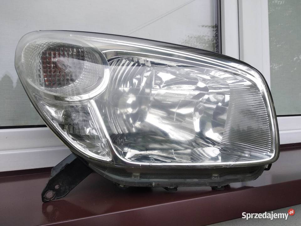 Toyota RAV4 II 2 LIFT FL lampa przednia prawa Sieradz