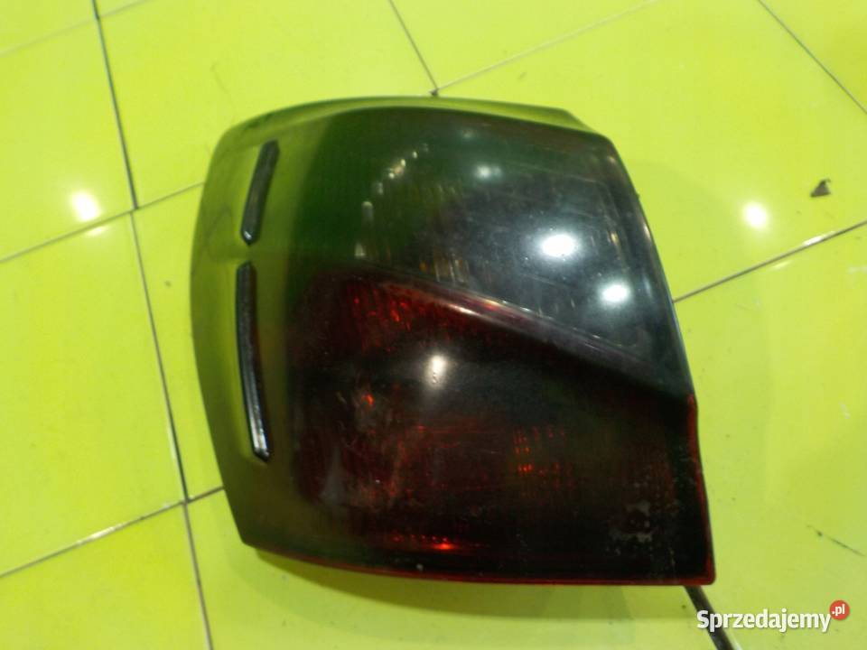 NISSAN QASHQAI I J10 10r 5D lampa lewa tyl mazowieckie