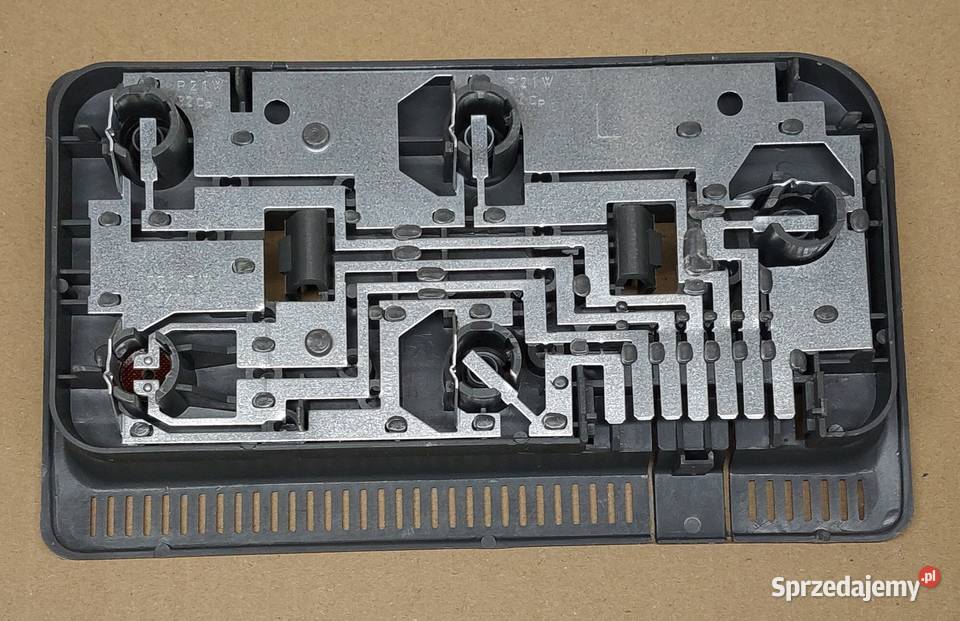 WKŁAD LAMPY LEWY TYŁ VOLVO 440 460 19881993 Mielęcin sprzedam