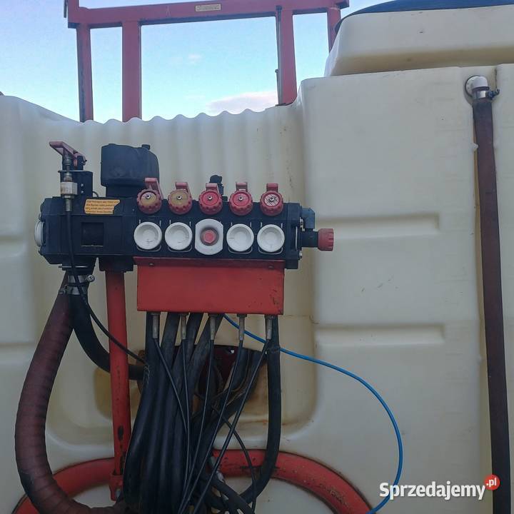 Opryskiwacz Holder 1000l 15m Nie