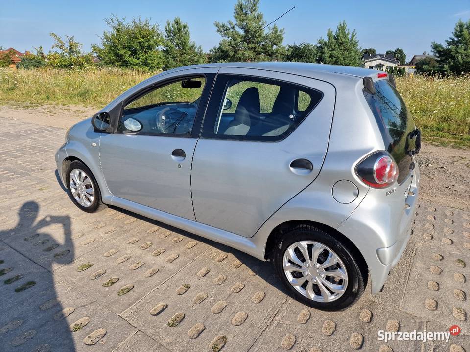 Toyota Aygo klimatyzacjaelektryka4drzwi elektryczne szyby Aygo Niestępowo