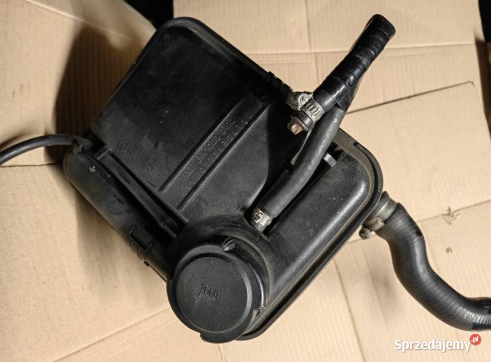 Zbiorniczek wyrównawczy BMW e38 725 tds 730d osobowe śląskie Żory