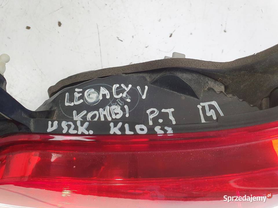 LAMPA PRAWA Subaru Legacy V kombi TYLNA prawy osobowe Rudka
