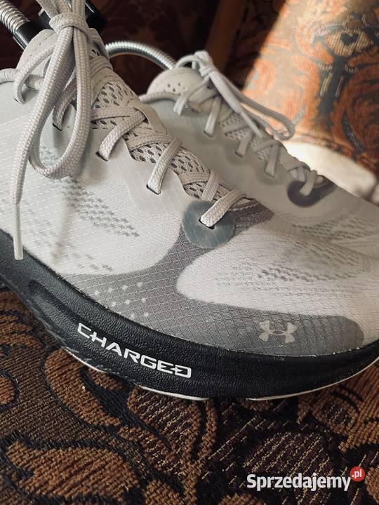 Sportowe UNDER ARMOUR Rozmiar 41 Wrocław sprzedam