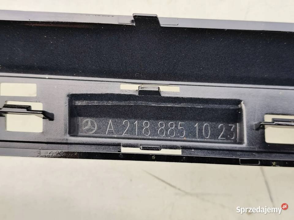 MERCEDES AMG 63 CLS C218 W218 GRILL ATRAPA Przemęt