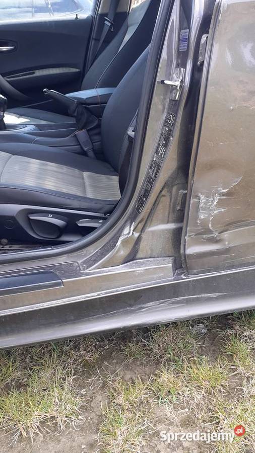 Bmw 116i lekko uszkodzony 265000km małopolskie sprzedam