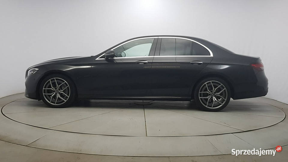 Mercedes E 220 d 4Matic AMG Z salonu polskiego Z Warszawa sprzedam