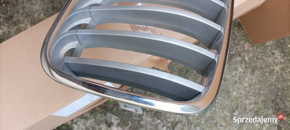 BMW X3 II FL 1417 prawa kratka Łódź