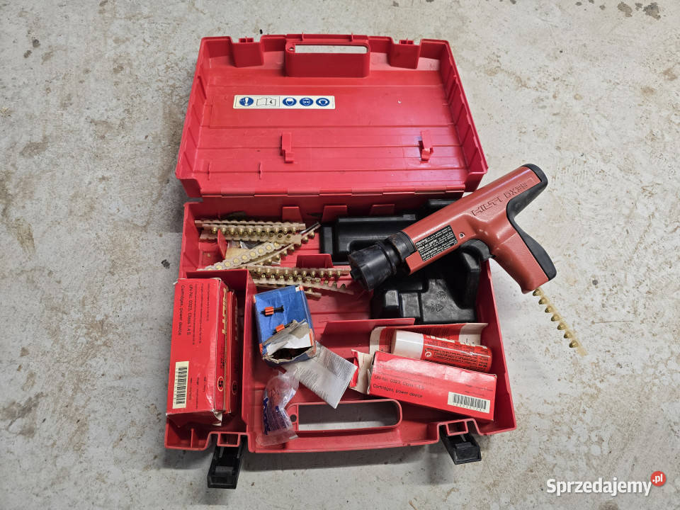 Osadzak gwoździarka na naboje prochowe HILTI Rok produkcji 2006 Zielone Kamedulskie