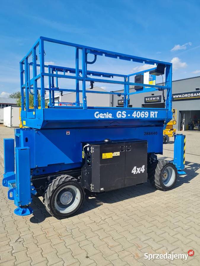 Genie GS4069 RT podnośnik nożycowy spalinowy Dąbrowa Tarnowska sprzedam