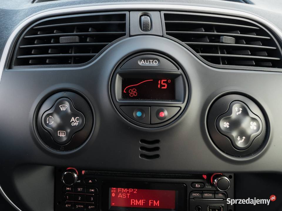 Renault Kangoo 15 diesel 140 przebiegu lakier metallic Gronowo Górne