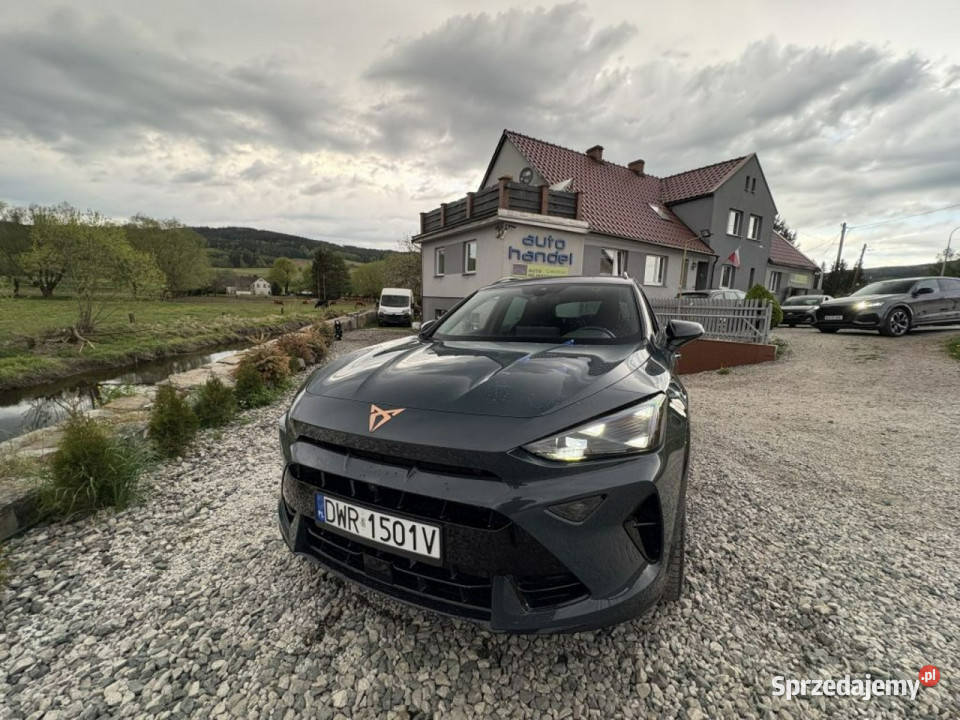 Cupra Formentor VZ 4x4 kamera 360 Zarejestrowany lakier metallic Kamienna Góra sprzedam