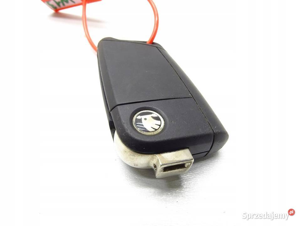 KLUCZYK PILOT SCYZORYK NADAJNIK SKODA OCTAVIA osobowe
