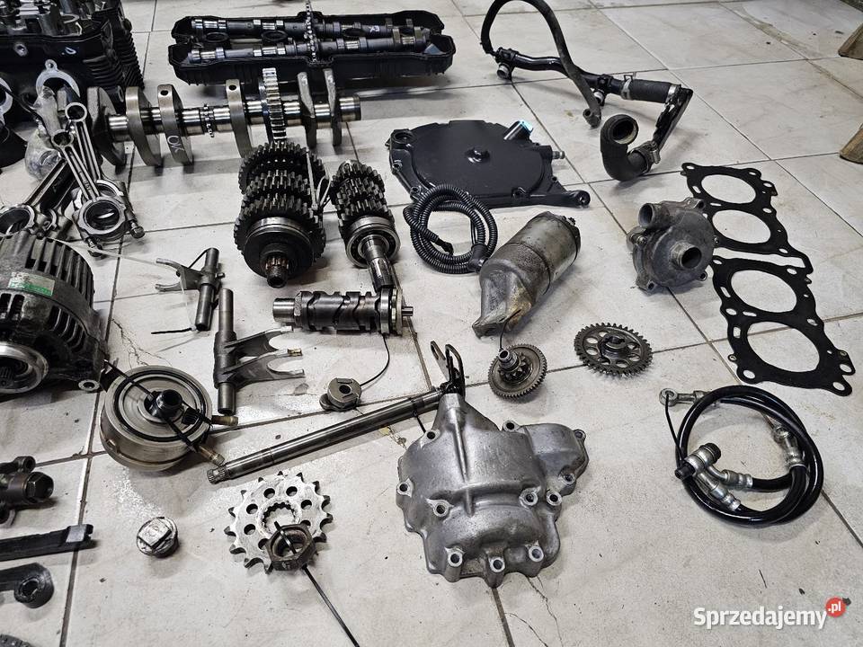 Suzuki GSXR 750 silnik części gsxr750 wał Silniki Jelenia Góra