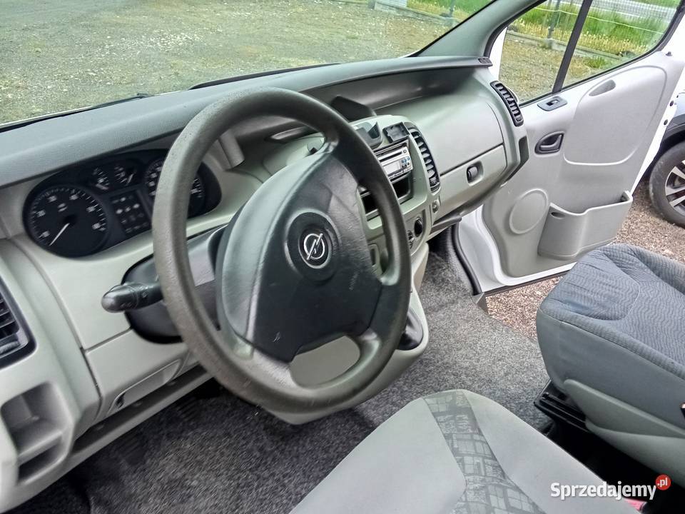 VIVARO 19 DCI BRYGADÓWKA 6 OSOB diesel świętokrzyskie Kielce