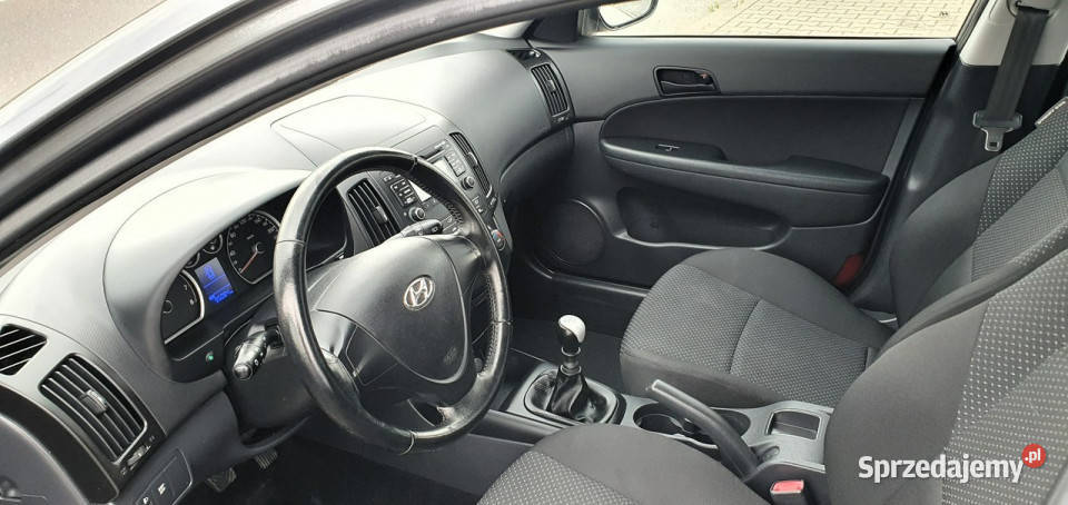 Hyundai i30 Niski przebieg zadbane autoSprawna ABS Przyszowice sprzedam